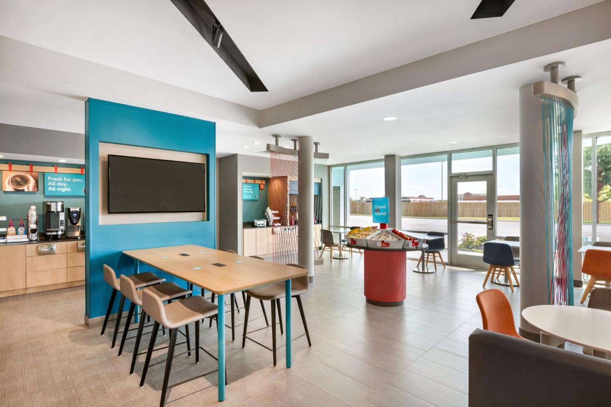 Avid hotels - Staunton, an IHG Hotel Buitenkant foto