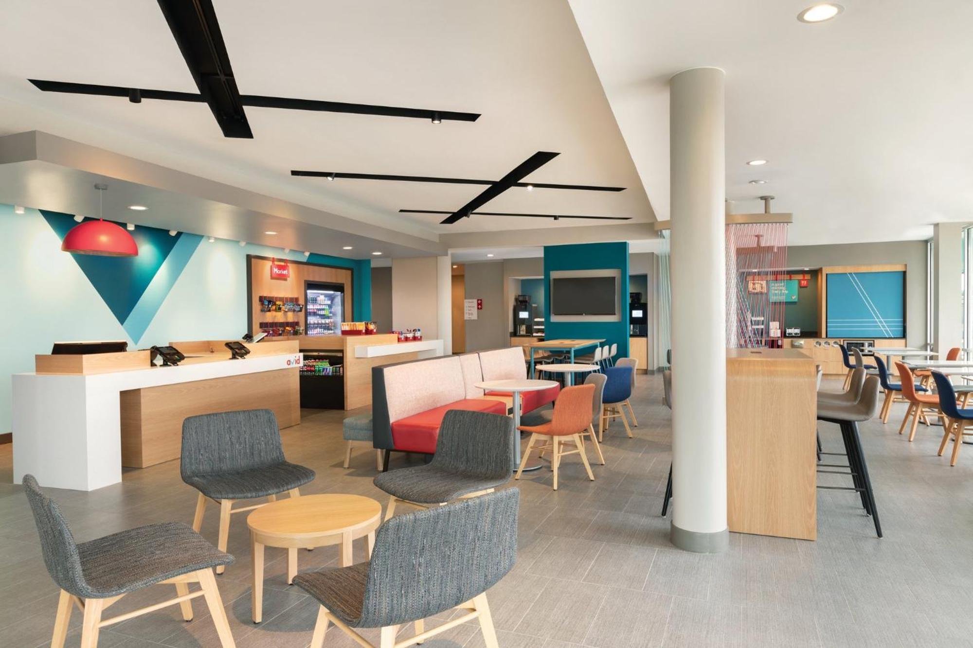 Avid hotels - Staunton, an IHG Hotel Buitenkant foto
